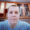 Знакомства: Илья, 32 года, Димитровград