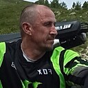 Знакомства: Дэн, 32 года, Риддер