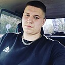 Знакомства: Артём, 23 года, Донской