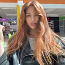 Знакомства: Полина, 33 года, Санкт-Петербург