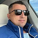 Знакомства: Олег, 31 год, Близнюки
