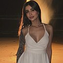 Знакомства: Адель, 25 лет, Екатеринбург
