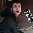 Знакомства: Денис, 27 лет, Луганск