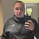 Знакомства: Максим, 42 года, Серпухов