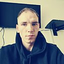 Знакомства: Артём, 27 лет, Усть-Илимск