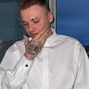 Знакомства: Арсений, 22 года, Петрозаводск