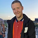Знакомства: Андрей, 25 лет, Москва