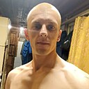 Знакомства: Александр, 28 лет, Елизово