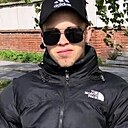 Знакомства: Максим, 23 года, Касли