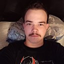Знакомства: Филипп, 19 лет, Мариуполь