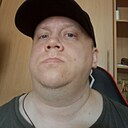 Знакомства: Валера, 38 лет, Североуральск