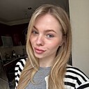 Знакомства: Анна, 26 лет, Псков