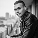 Знакомства: Антон, 26 лет, Орел
