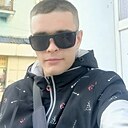 Знакомства: Денис, 23 года, Макеевка