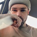 Знакомства: Илья, 27 лет, Луганск
