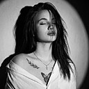 Знакомства: Эльвира, 18 лет, Тюмень