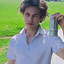 Знакомства: Максим, 18 лет, Кемерово