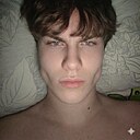 Знакомства: Александр, 18 лет, Екатеринбург