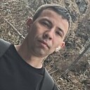 Знакомства: Илья, 27 лет, Луганск