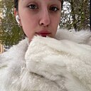 Знакомства: Полина, 22 года, Москва