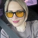 Знакомства: Ксения, 34 года, Тюмень