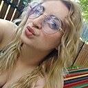 Знакомства: Deea, 27 лет, Suceava
