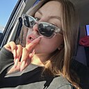 Знакомства: Елизаветка, 18 лет, Лазаревское
