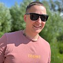 Знакомства: Виталик, 33 года, Юрга