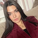 Знакомства: Юлия, 28 лет, Санкт-Петербург