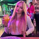 Знакомства: Кристина, 22 года, Минск