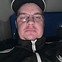 Знакомства: Виталий, 27 лет, Омск