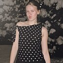 Знакомства: Полина, 18 лет, Санкт-Петербург