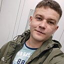 Знакомства: Артём, 32 года, Саратов