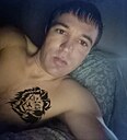 Знакомства: Валентин, 32 года, Астана
