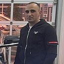 Знакомства: Артем, 34 года, Новомосковск