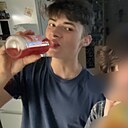 Знакомства: Макар, 19 лет, Калининград