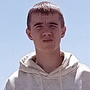 Знакомства: Олег, 19 лет, Большой Камень