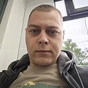 Знакомства: Михаил, 25 лет, Москва