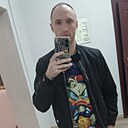 Знакомства: Илья, 33 года, Екатеринбург