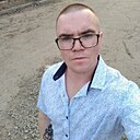 Знакомства: Евгений, 31 год, Томск