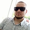 Знакомства: Денис, 42 года, Сургут