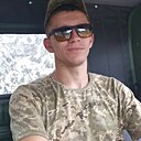 Знакомства: Юра, 28 лет, Павлоград