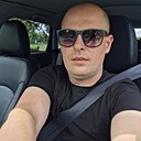 Знакомства: Виталик, 33 года, Печенеги