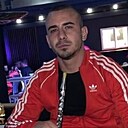 Знакомства: Alex, 26 лет, Bacău