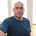 Знакомства: Виктор, 42 года, Тюмень