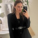 Знакомства: Ксения, 28 лет, Москва