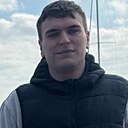 Знакомства: Александр, 28 лет, Радом