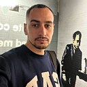 Знакомства: Тимур, 23 года, Фершампенуаз