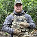 Знакомства: Евгений, 28 лет, Луганск
