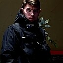 Знакомства: Виталий, 24 года, Астана